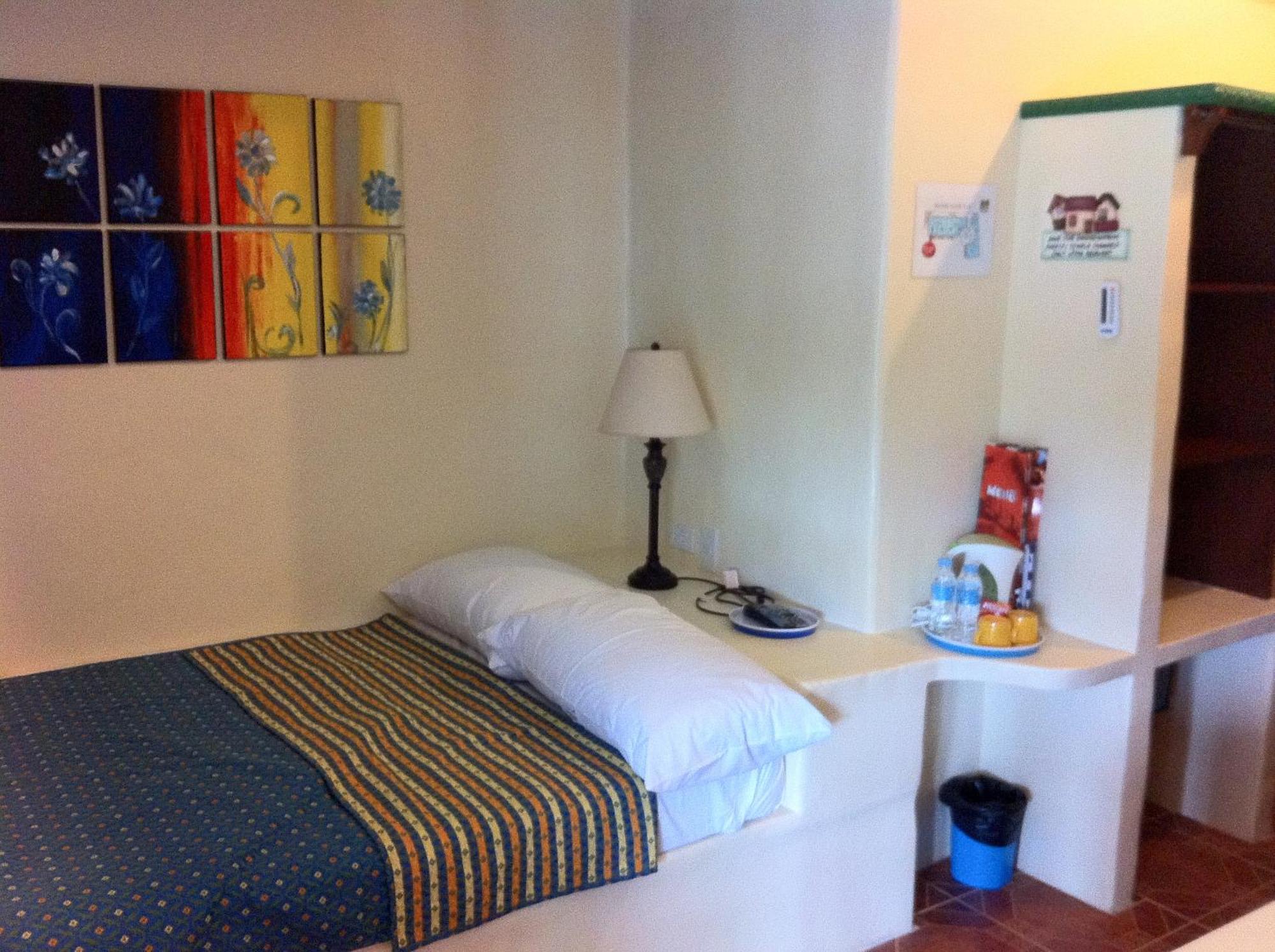 Florentina Homes Dumaguete City Buitenkant foto